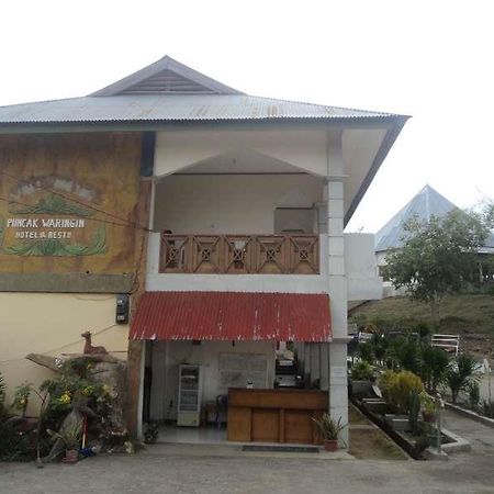 Hotel Puncak Waringin Labuan Bajo Exterior photo